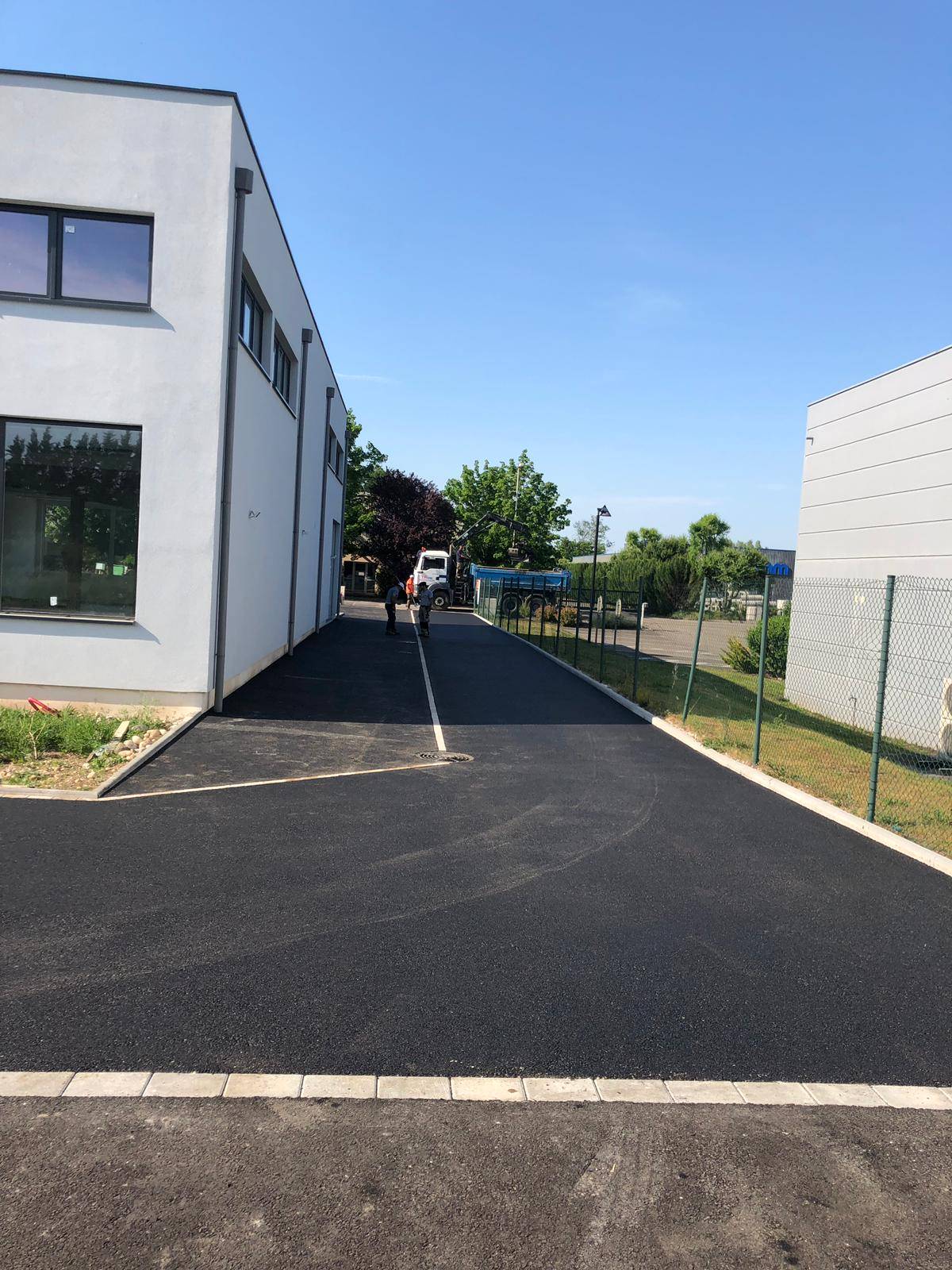 TP YAHSI 190 | tp yahsi Comment entretenir une surface en enrobé pour prolonger sa durabilité ? Guebwiller 0
