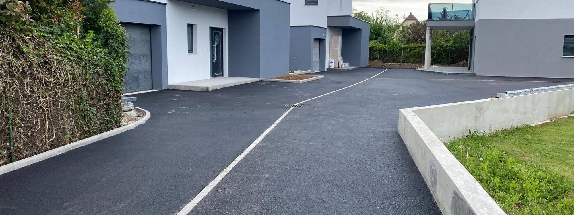 Quels sont les avantages d’un enrobé drainant pour les parkings et zones commerciales ? Cernay